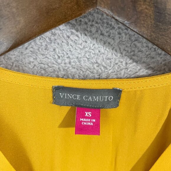 NEW Vince Camuto Womens XS V-Neck Flutter-Sleeve Golden Yellow Blouse Sheer - Picture 4 of 9